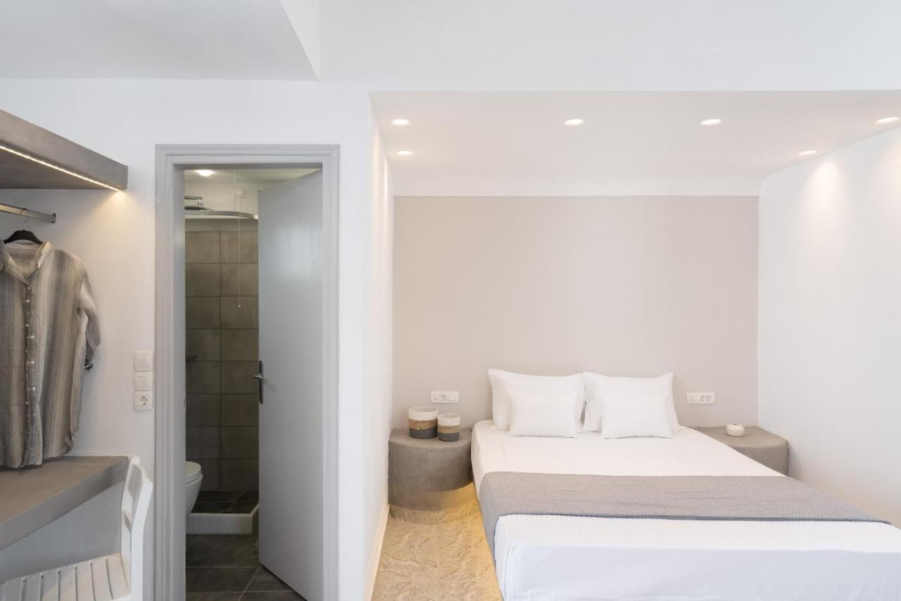 White Lily Suites & Lofts - Adults Only 16 Plus Perivolos  Dış mekan fotoğraf