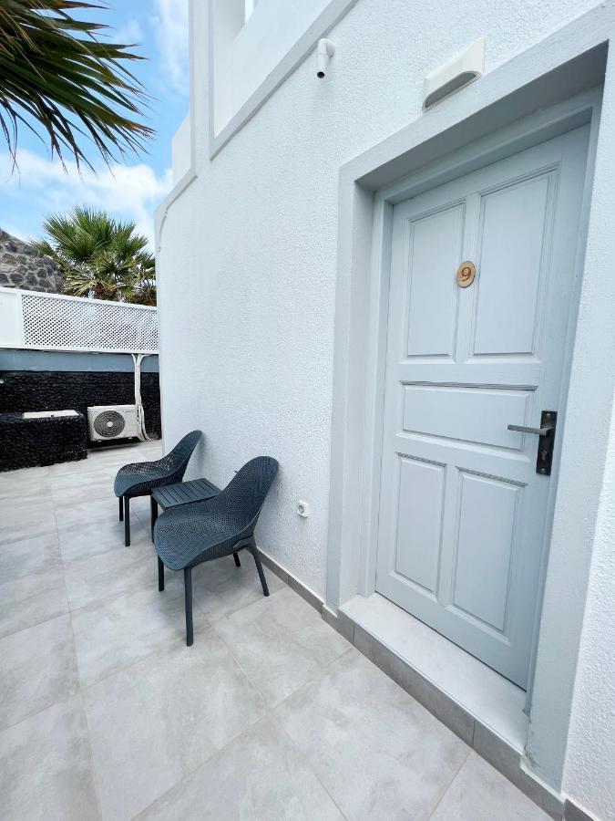 White Lily Suites & Lofts - Adults Only 16 Plus Perivolos  Dış mekan fotoğraf